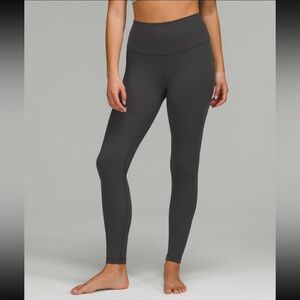 Align High-rise Pant 28” EUC